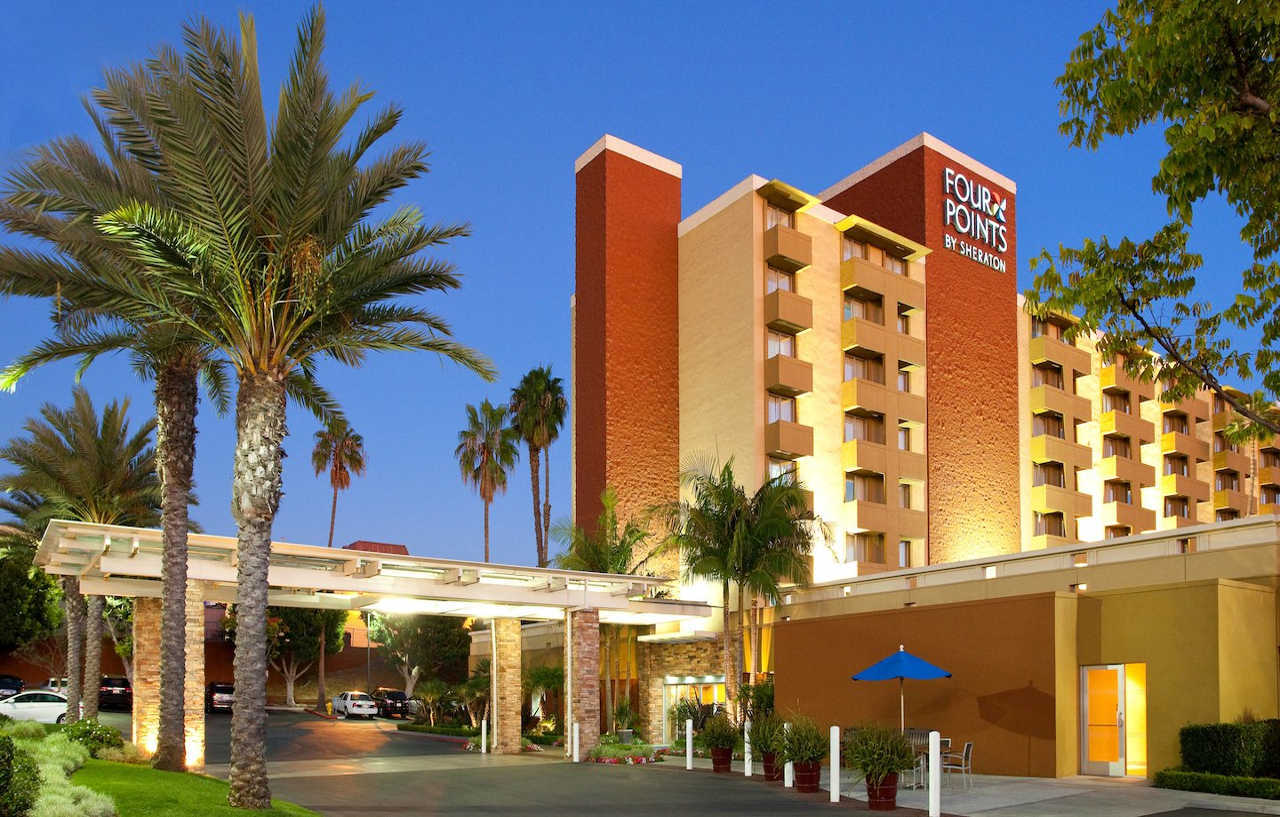 Four Points By Sheraton Los Angeles Westside Hotel Exterior photo